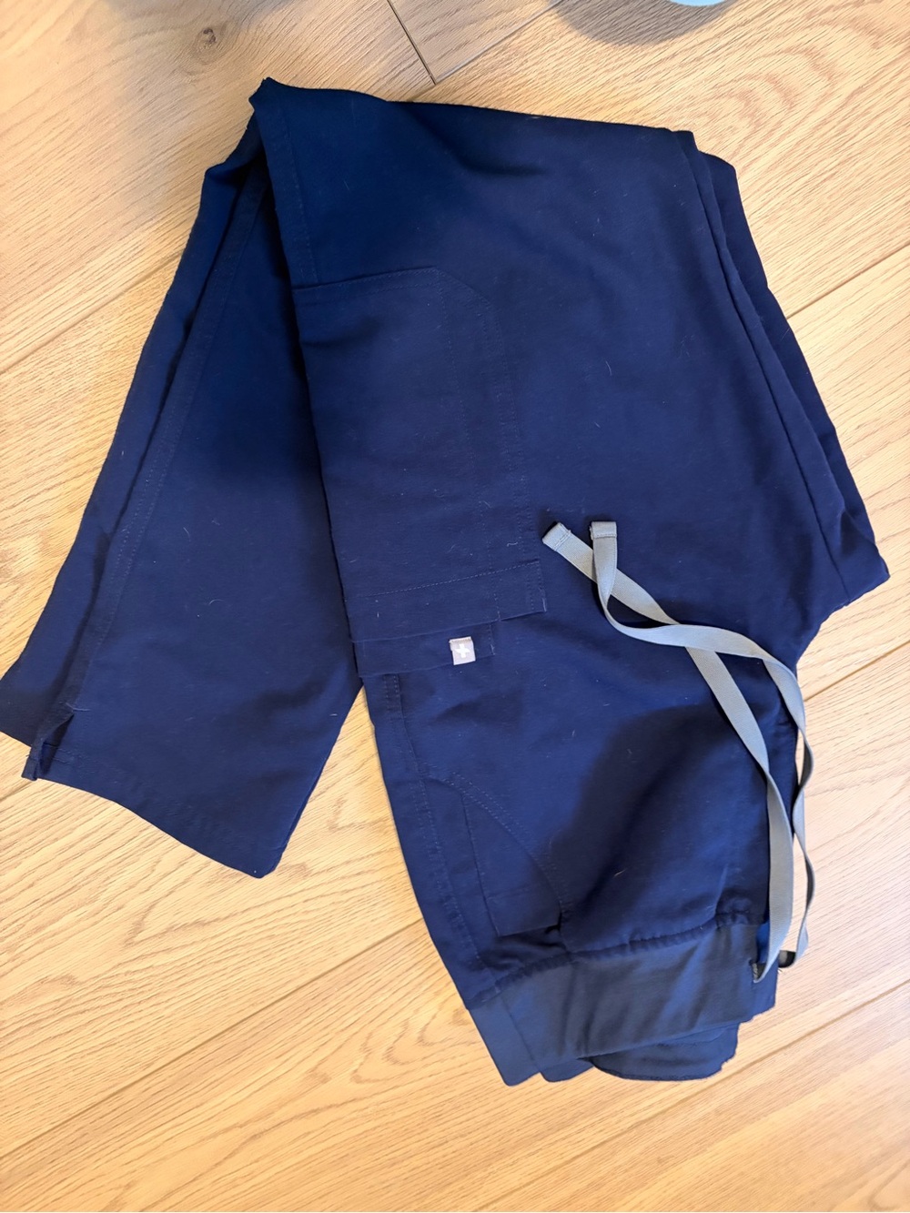 Navy Scrub Pants from Figs